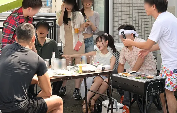 thiendia.net Phát hiện bồ bị bạn học chuốc say và thác loạn trong bữa tiệc bbq