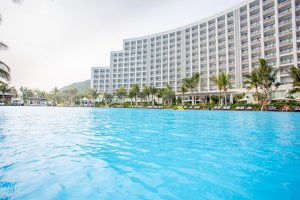 Vinpearl-resort-spa-Nha-Trang-bay1